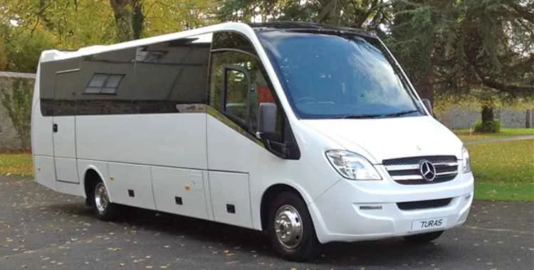 Best Time To Spent In Chelmsford: Minibus Hire With Driver