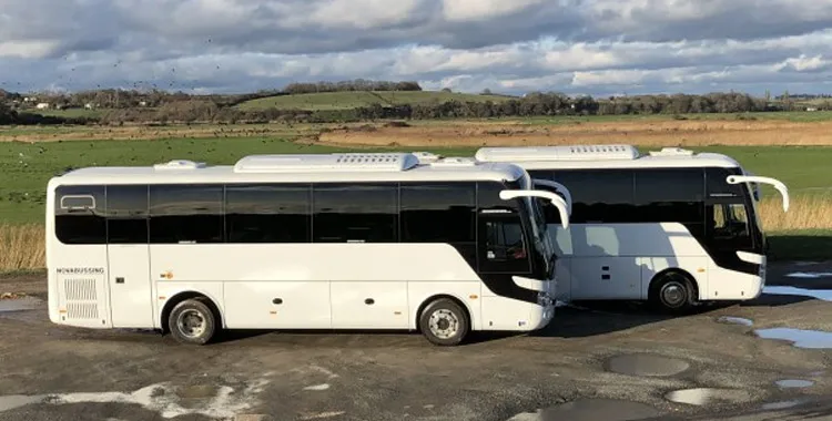 exploring-24-seater-minibus