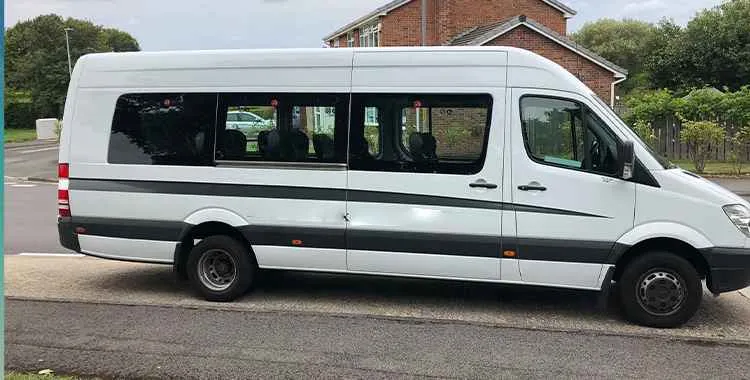 minibus-hire-liverpool