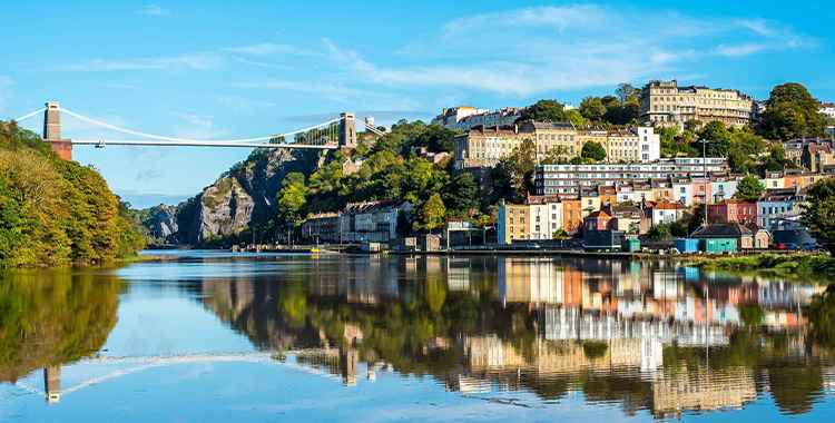 explore bristol with peaceful minibus